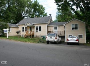 494 Cowperthwaite St, Danbury, CT 06811