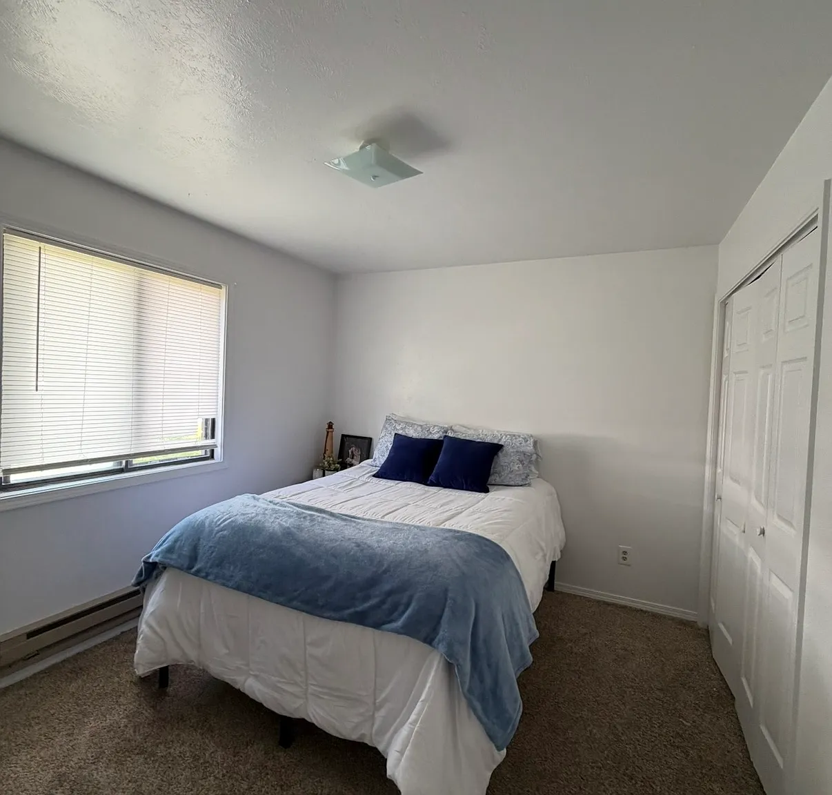 3 bed, 1061 sqft, $1,800 — Photo 4