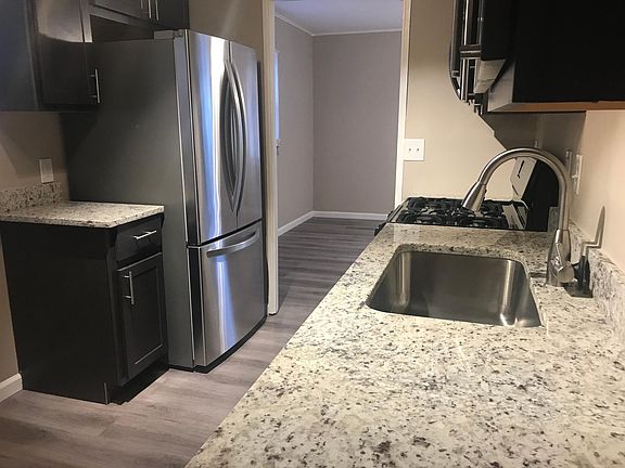3rd image of 5837 Nashville Ave #5837