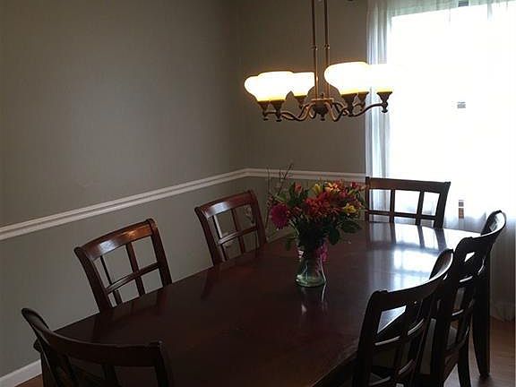 5th image of 106 Wedgewood Dr