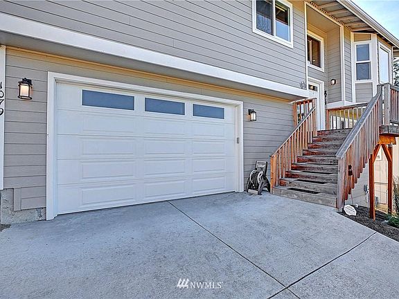4th image of 1079 Pinehurst Ct