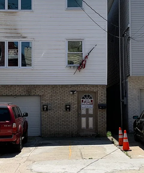 69 Bowers St — Photo 11