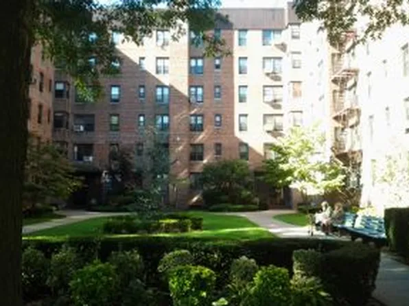 2240 Burnett Street image 1 of 1