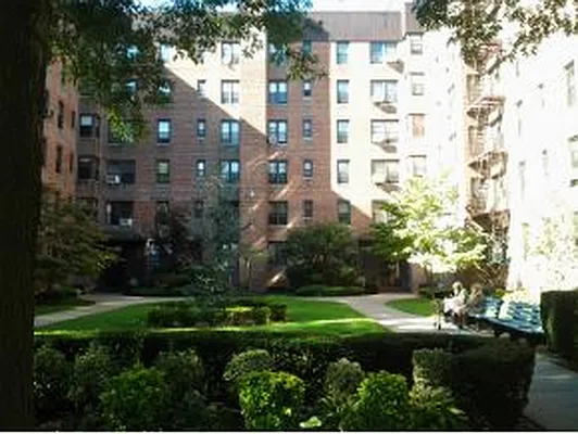 Sold by Doreen Greenwood Inc. | media 20