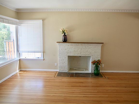 5th image of 21218 Celes St