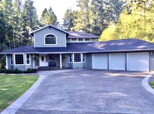 8235 Evergreen Dr NE, Olympia, WA 98506