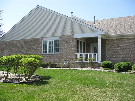 4th image of 11611 Lake Shore Dr