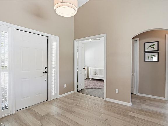 4th image of 4356 Mistlethrush LN