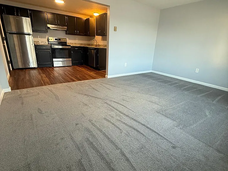 172-174 N Main St #7 — Photo 3