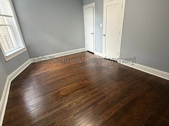 5th image of 4326 S Michigan Ave APT 3N