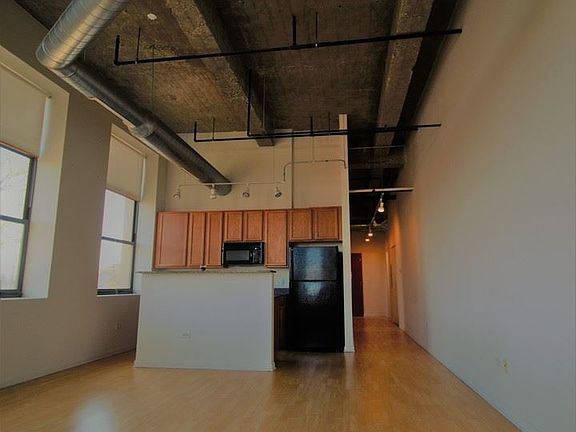 4th image of 1550 S Blue Island Ave Unit 300