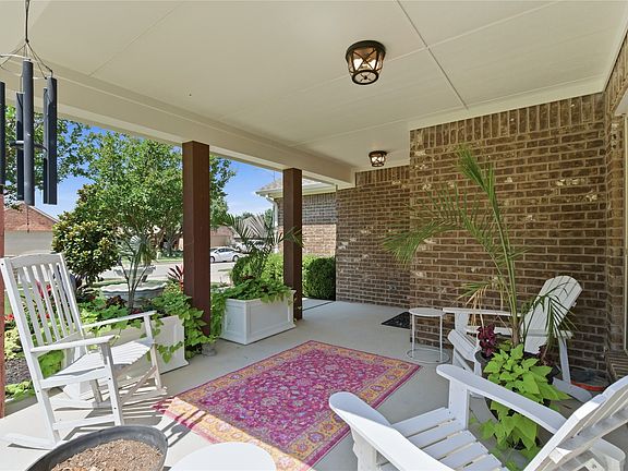 3rd image of 508 Kriston Dr