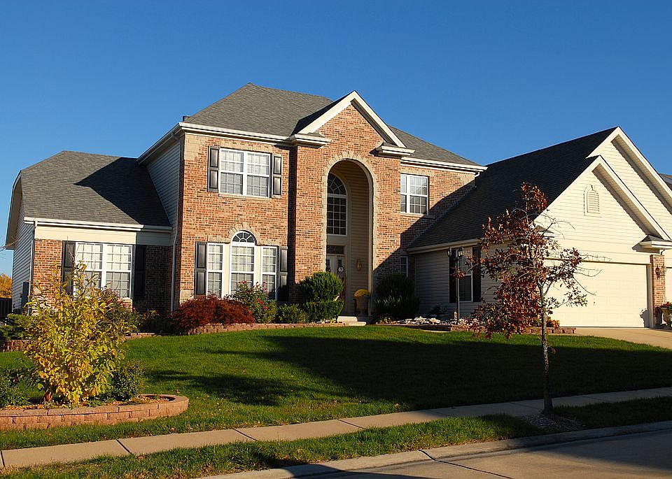2nd image of 14 Orchard Trace Ln