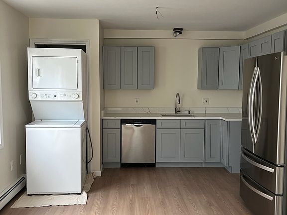 3rd image of 269 Washington St #1