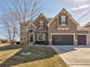 25001 W 98th St, Lenexa, KS 66227