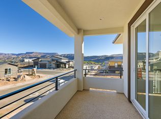 226 E 1100 N, Hurricane, UT 84737