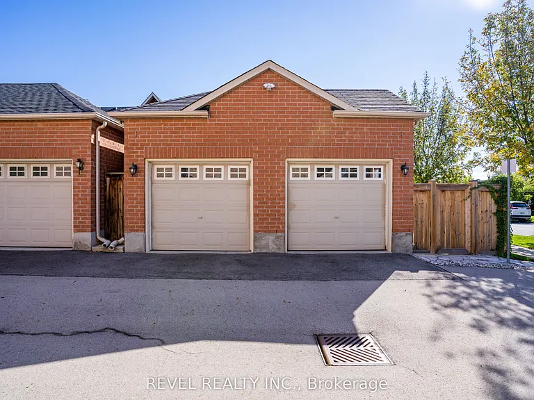 63 Westhampton Way — Photo 4