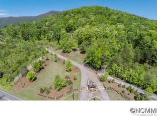 3 Holland Dr, Columbus, NC 28722
