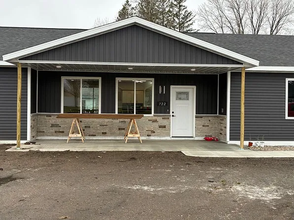 722 Dandrew Ln, Detroit Lakes, MN 56501
