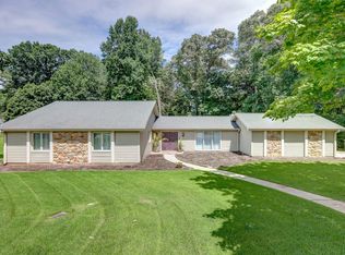 104 W Croydon Ct, Easley, SC 29642
