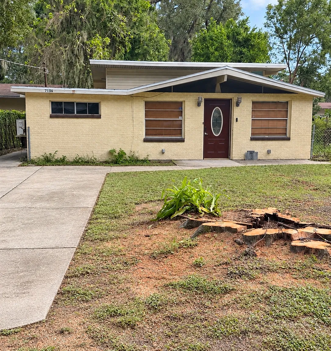 4 bed, 1400 sqft, $1,599 — Photo 1