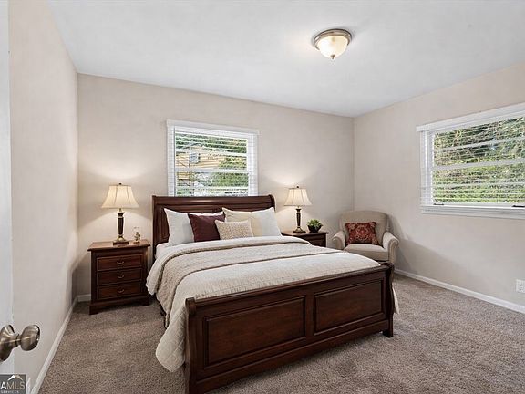 5th image of 362 Ard Pl NW