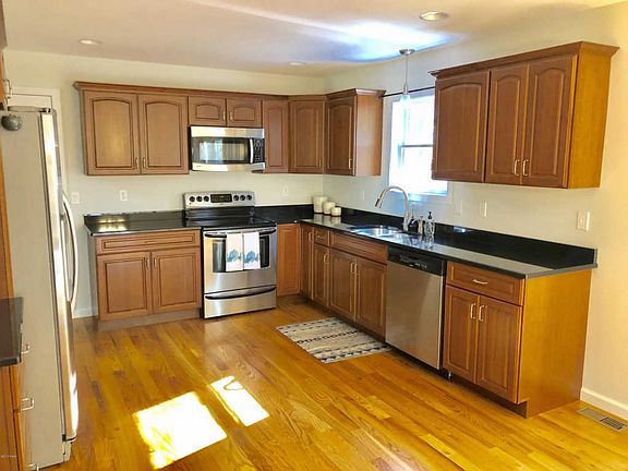 5th image of 103 Loveland Dr