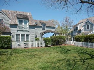 33 Landmark Ave #33, Mashpee, MA 02649