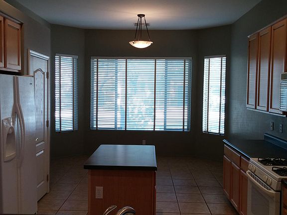 4th image of 8874 N Treasure Mountain Dr