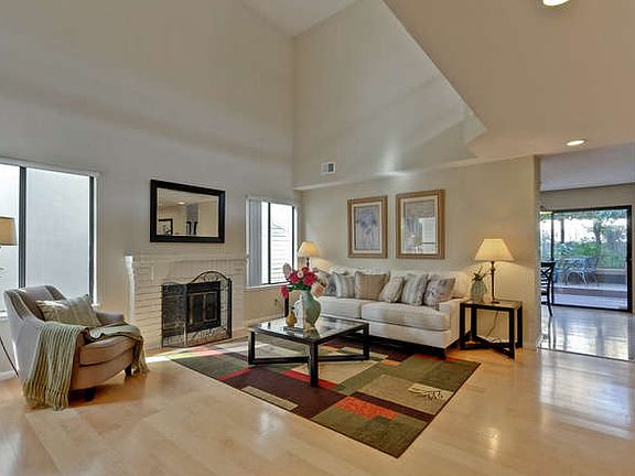 2nd image of 1310 Araujo St