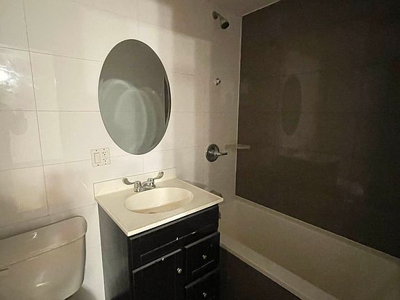 3rd image of 74 Van Buren St #1