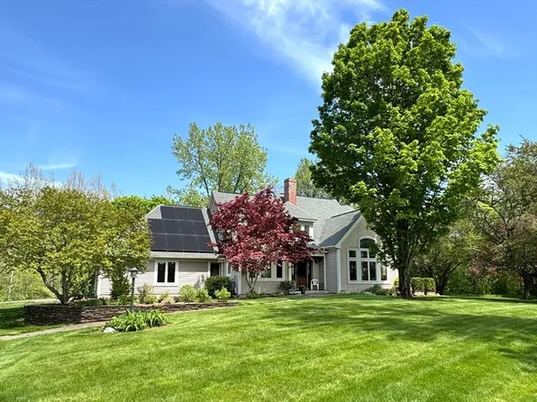 187 Plain Rd, Greenfield, MA 01301