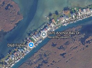 8615 Anchor Bay Dr, Algonac, MI 48001