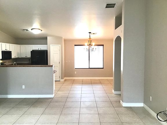 4th image of 11134 W Willow Field Dr