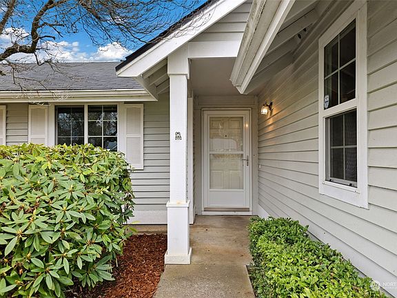 3rd image of 9219 105th Avenue Ct SW