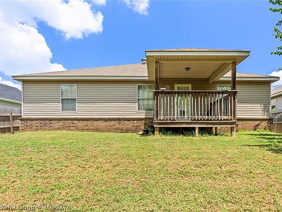 5th image of 2419 Crestview Ln