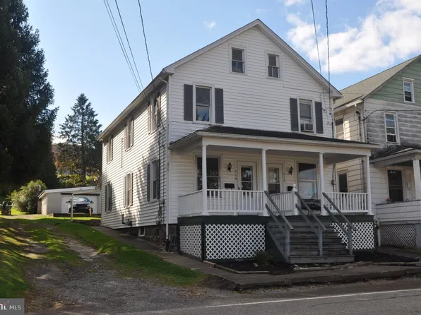 512-514 E Center St, Millersburg, PA 17061