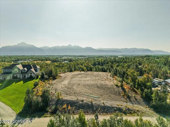 2525 N Larkspur Hill Cir, Palmer, AK 99645