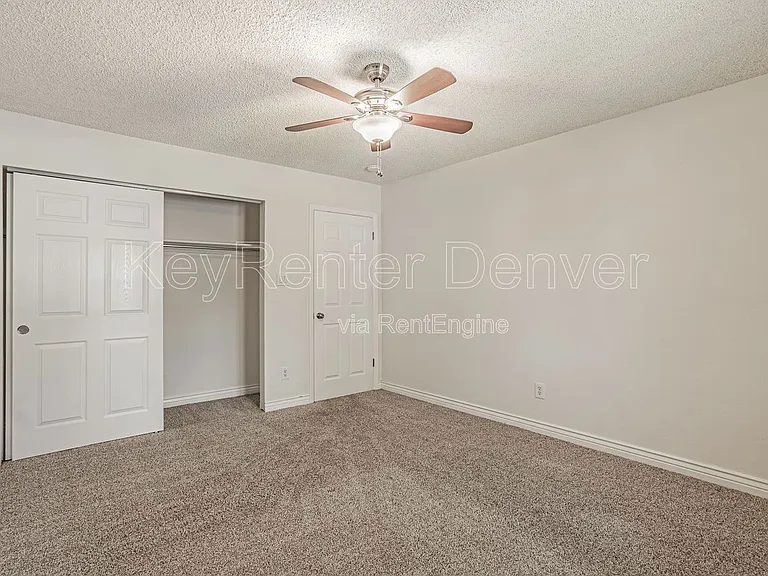 535 S Cody St — Photo 29