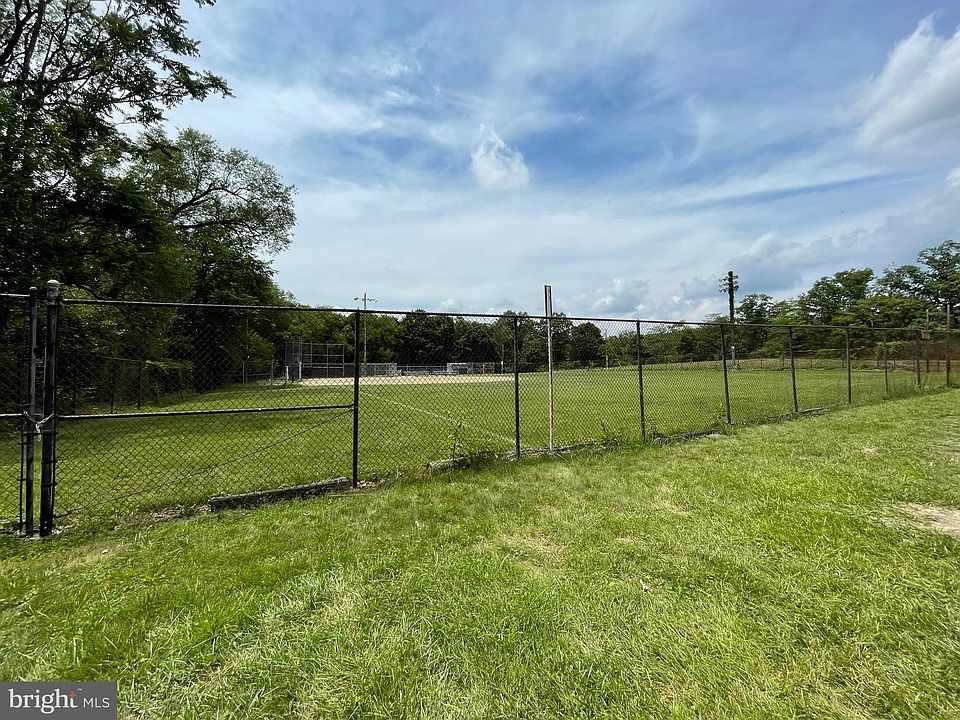 2nd image of Oakwood Street Lots #349-351