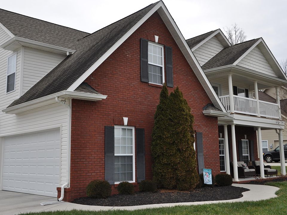 1st image of 676 Silver Leaf Dr