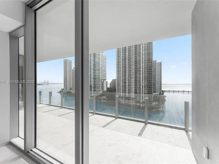 300 Biscyane Boulevard Way #1202 — Photo 17