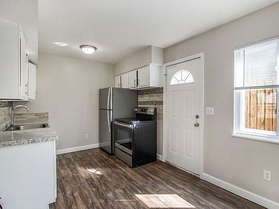 3rd image of 444 Garland St APT 2