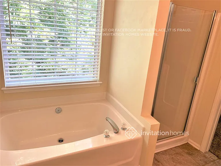 5704 Burning Ridge Dr — Photo 9