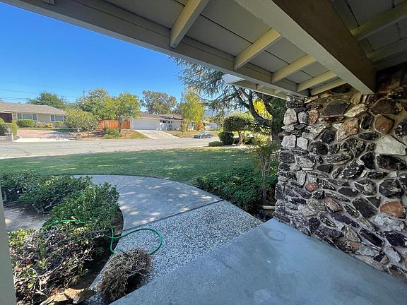 4th image of 20233 Miljevich Dr