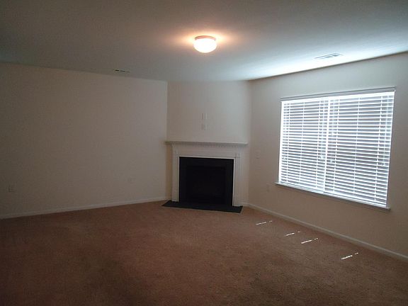 3rd image of 3658 Hope Marian St