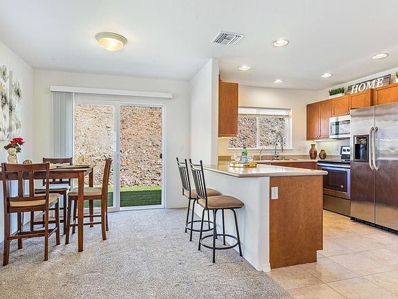 5th image of 75-681 Lalii Pl