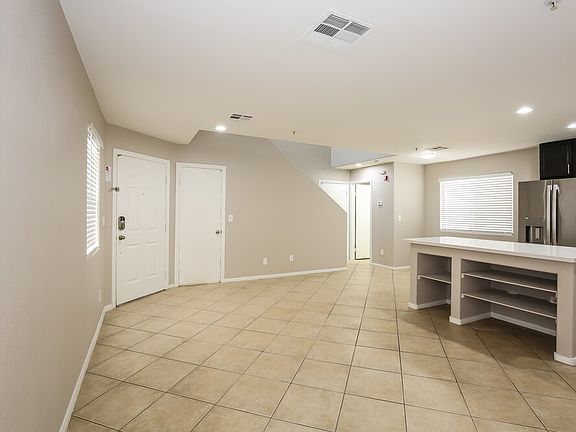 5th image of 2926 Sapphire Sands Ct