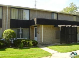 8727 Kennedy Cir, Warren, MI 48093