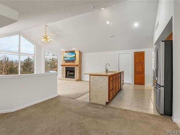 4th image of 160 Regency Cove Dr